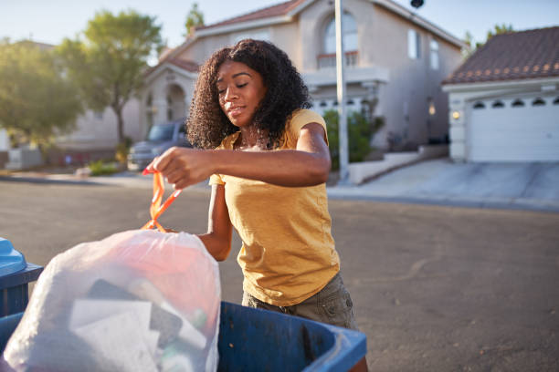 Best Commercial Cleanout Services  in Oak Hill, FL